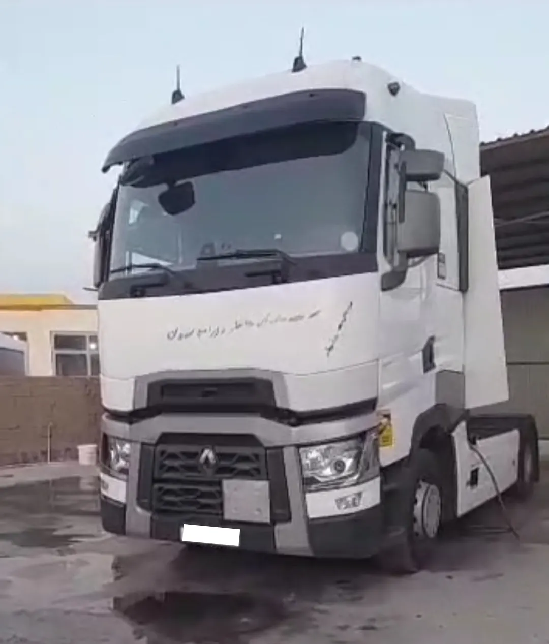 کامیون رنو T520 مدل 2020 کامیون رنو T520 مدل 2020