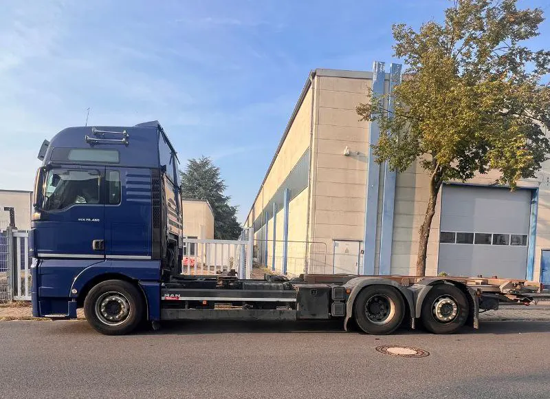 کشنده مان tgx 18.460 باری