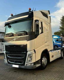 کامیون ولوو Volvo fh 500 بدون رنگ