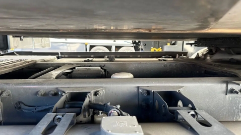 کشنده ولوو fh500 با کارکرد زیر 500 هزار تا