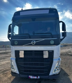 کامیون ولوو volvo fh500 کم کارکرد